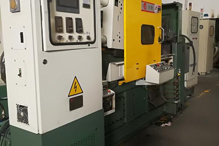 熱室壓鑄機安裝壓鑄模具時需注意什么？